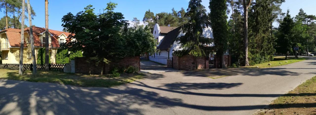 Apartamenty I Stylowe Pokoje Pobierowo Exterior photo